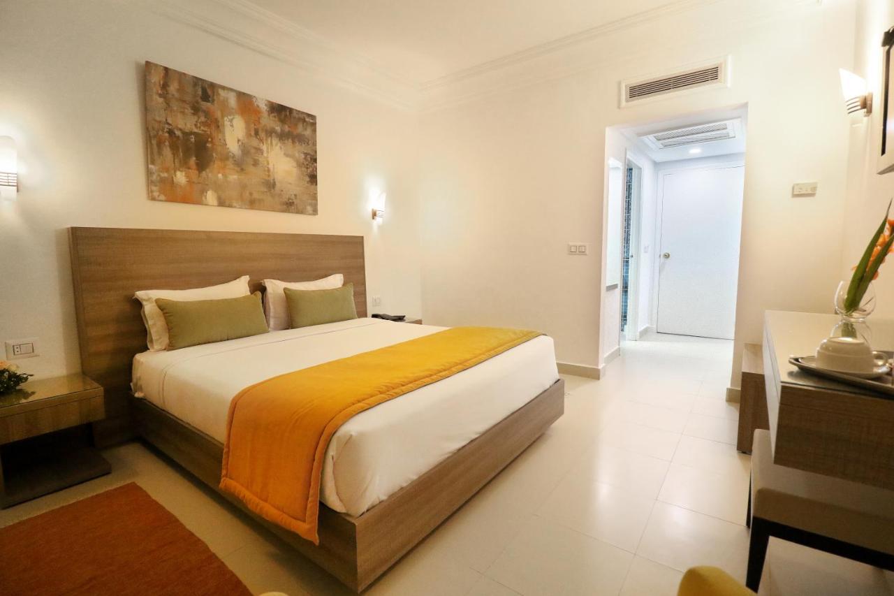 El Oumara Hotel Tunis Exterior photo