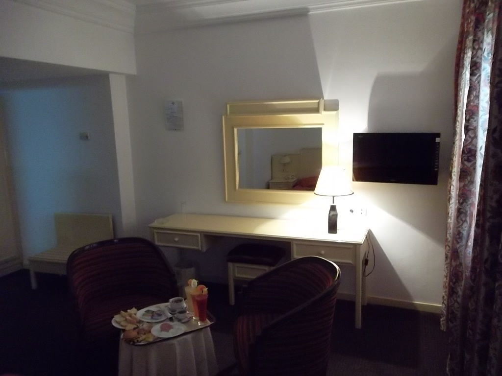 El Oumara Hotel Tunis Exterior photo